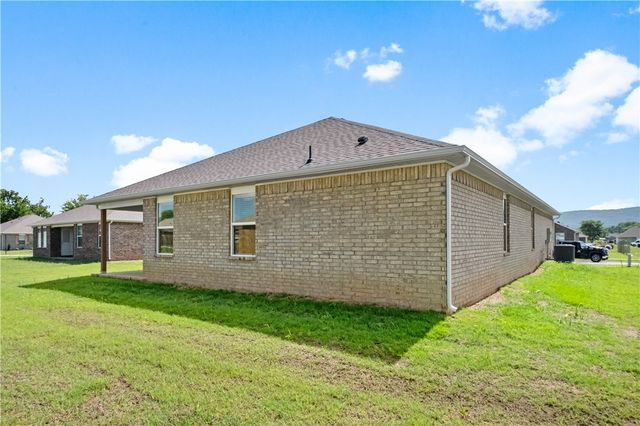 523 Nevada Street, Farmington, AR 72730