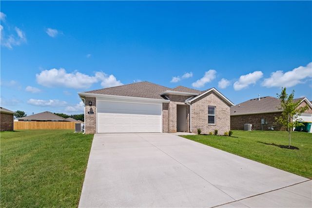 523 Nevada Street, Farmington, AR 72730