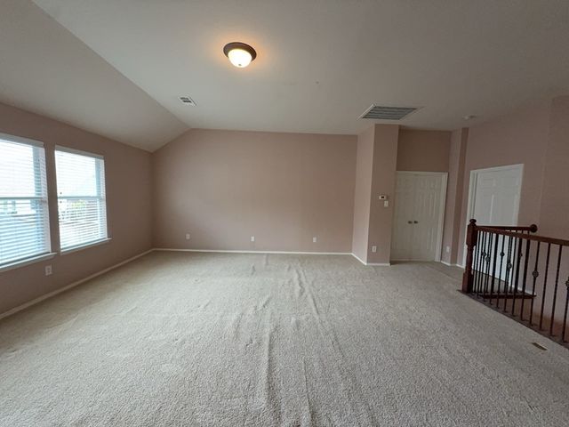 9709 Gessner Drive, Fort Worth, TX 76244