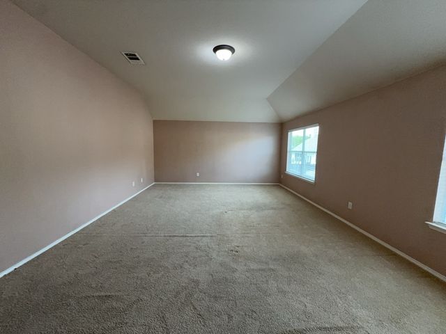 9709 Gessner Drive, Fort Worth, TX 76244