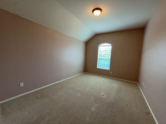 9709 Gessner Drive, Fort Worth, TX 76244