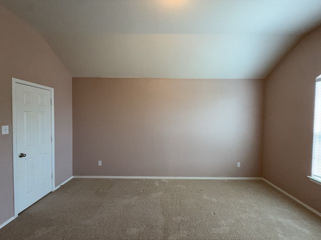 9709 Gessner Drive, Fort Worth, TX 76244