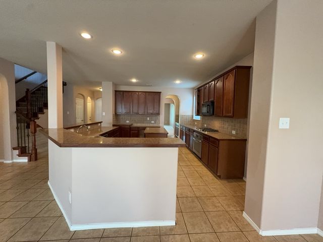 9709 Gessner Drive, Fort Worth, TX 76244