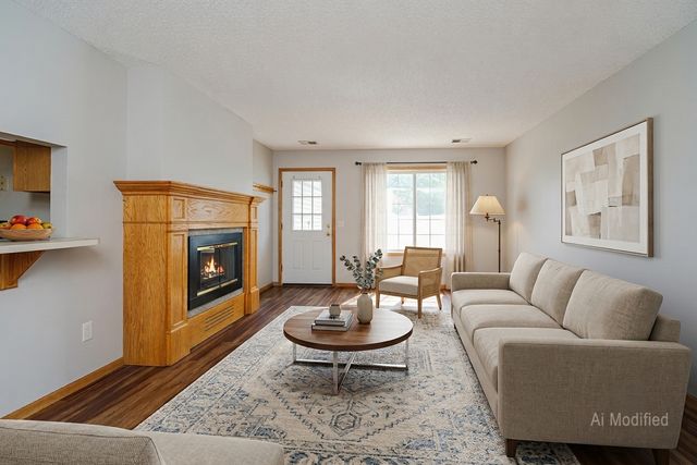 2005 Southcross Drive W 1003, Burnsville, MN 55306