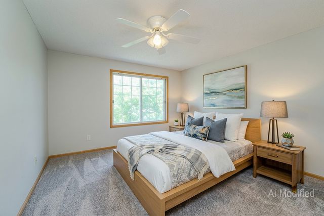 2005 Southcross Drive W 1003, Burnsville, MN 55306