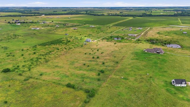 634 County Road 451 RD, Coupland, TX 78615
