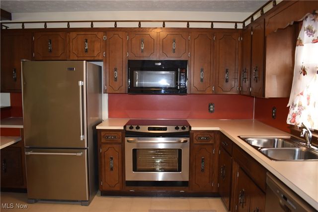 2530 Monnie Place, Zanesville, OH 43701