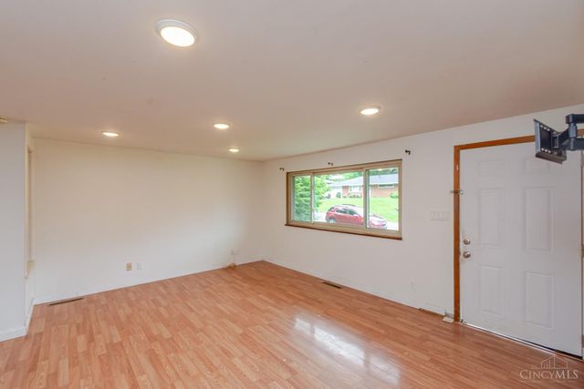 626 Upland Drive, West Carrollton, OH 45449