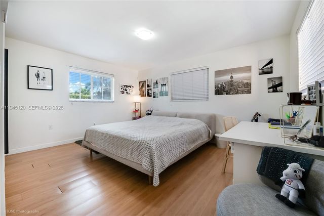 5700 SW 45th Ter, Miami, FL 33155