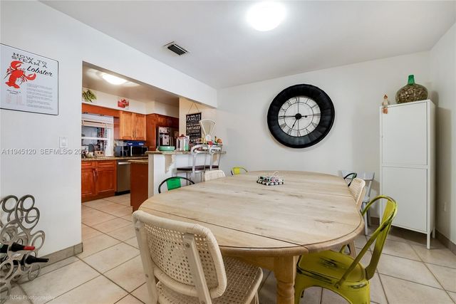 5700 SW 45th Ter, Miami, FL 33155