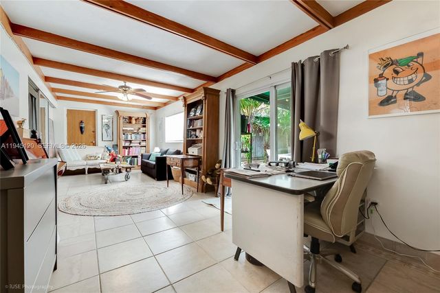 5700 SW 45th Ter, Miami, FL 33155