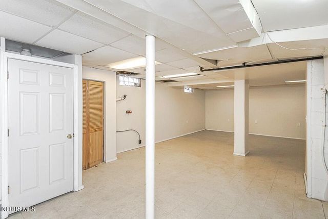 3720 Kelly Ave Avenue, Toledo, OH 43613