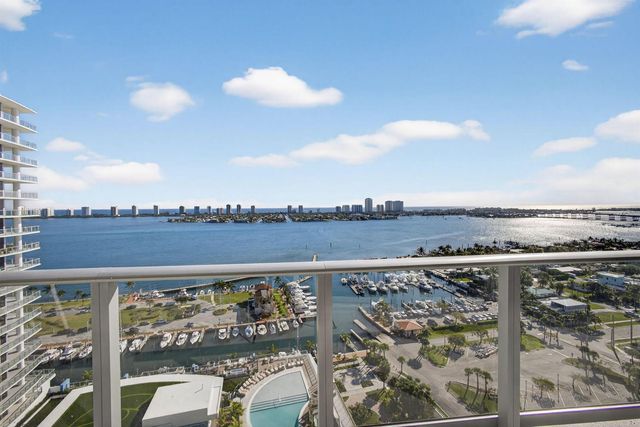 220 Lake Shore Drive 1906, Lake Park, FL 33403