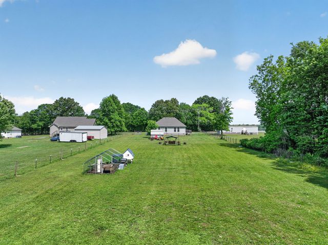 505 Limestone Rd, Elora, TN 37328