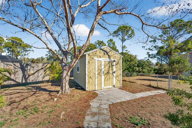7888 EVINRUDE AVENUE, North Port, FL 34291