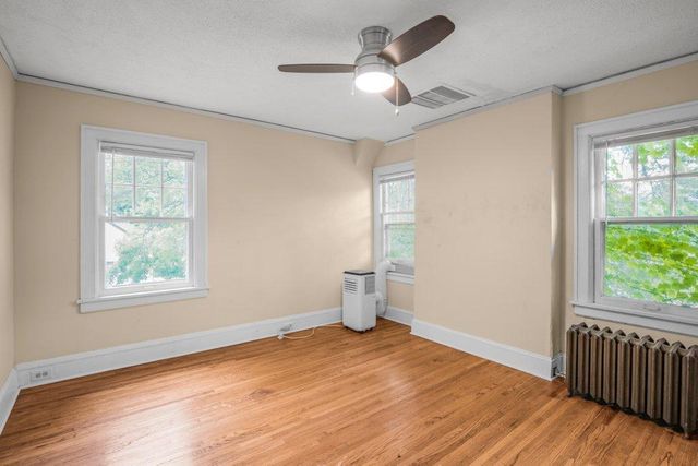 2657 Zenith Avenue N, Robbinsdale, MN 55422