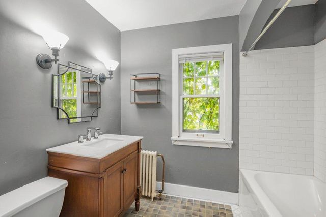 2657 Zenith Avenue N, Robbinsdale, MN 55422
