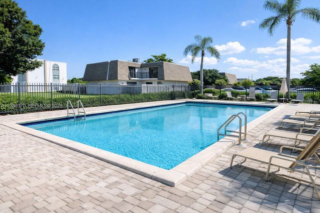 254 San Remo Boulevard 254, North Lauderdale, FL 33068