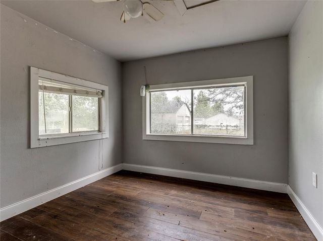 1371 N 1st Street, Harrah, OK 73045