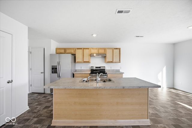 522 Plowman Drive, Shelbyville, IN 46176