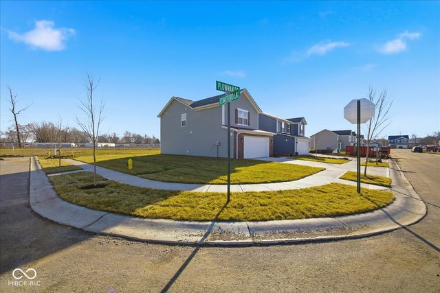 522 Plowman Drive, Shelbyville, IN 46176