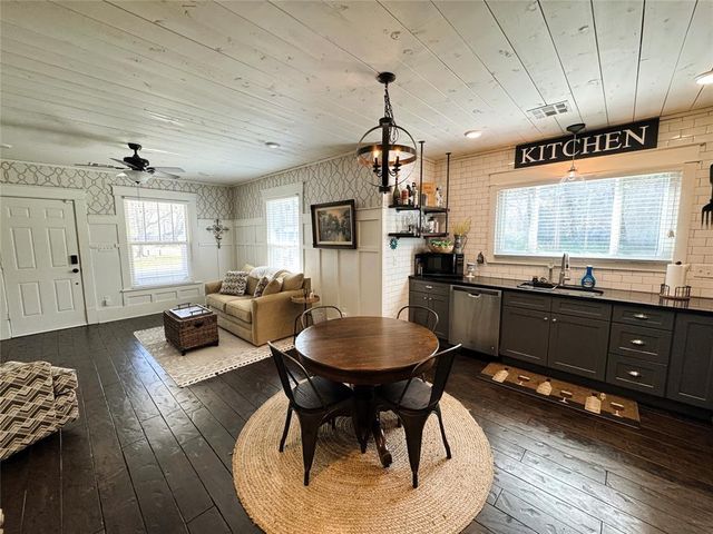 902 N Beard Avenue, Shawnee, OK 74801