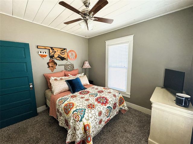 902 N Beard Avenue, Shawnee, OK 74801