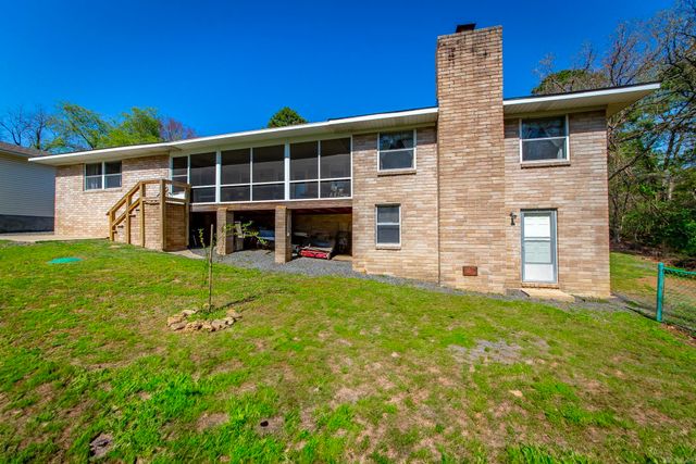 20 Lochland Drive, Greers Ferry, AR 72067