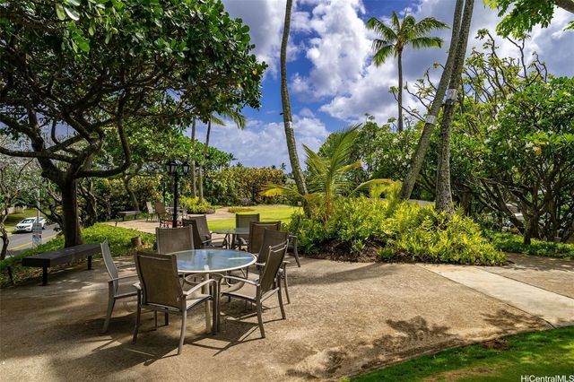 250 Kawaihae Street 16B, Honolulu, HI 96825