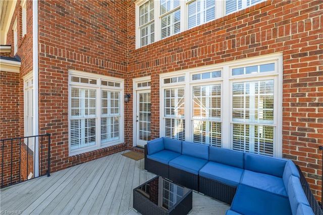 19 Thimbleberry Square, Greensboro, NC 27455