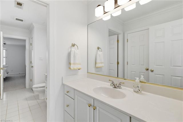 19 Thimbleberry Square, Greensboro, NC 27455