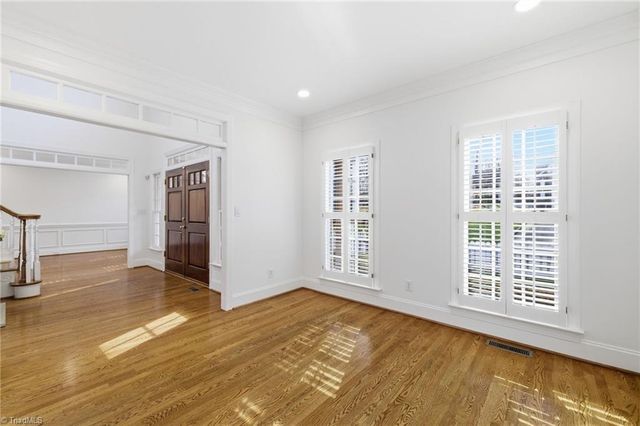 19 Thimbleberry Square, Greensboro, NC 27455