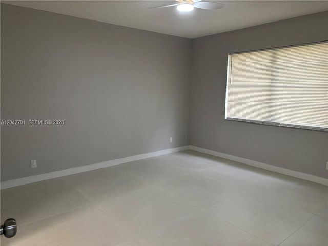 300 Berkley Road 103, Hollywood, FL 33024