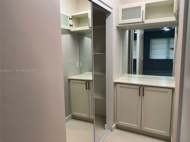 300 Berkley Road 103, Hollywood, FL 33024