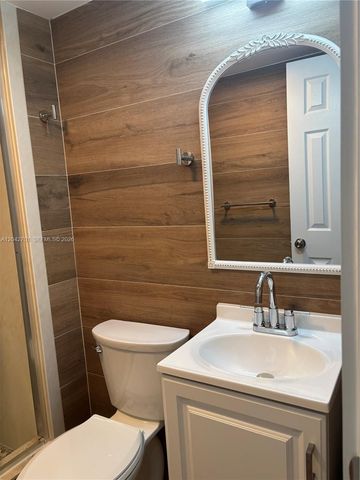300 Berkley Road 103, Hollywood, FL 33024