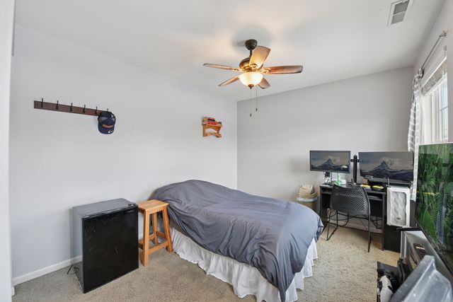 340 Town Center Boulevard, Gilberts, IL 60136