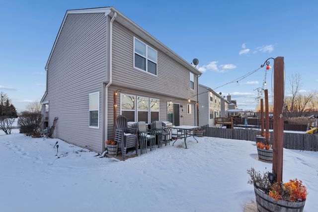 340 Town Center Boulevard, Gilberts, IL 60136