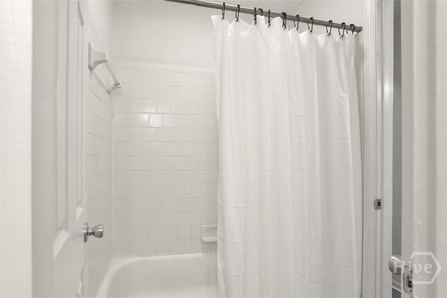 1505 W Creighton Place, Savannah, GA 31406