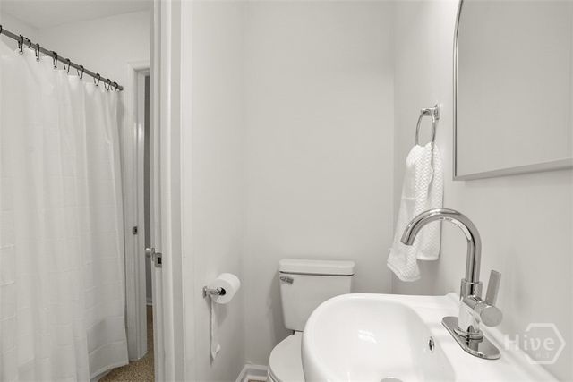 1505 W Creighton Place, Savannah, GA 31406