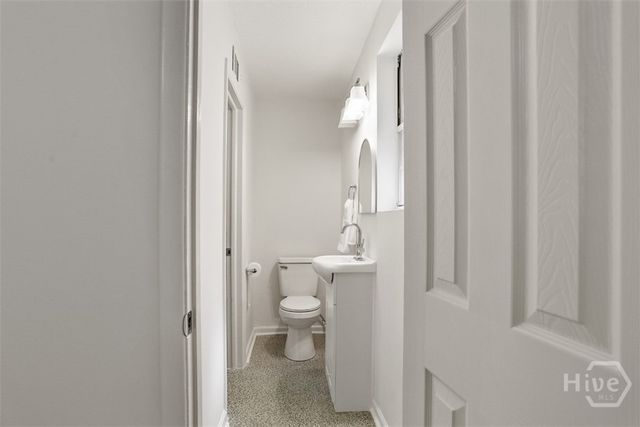 1505 W Creighton Place, Savannah, GA 31406