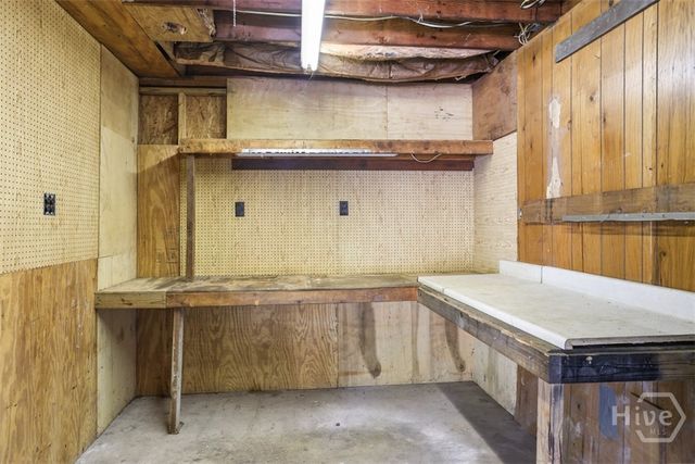 1505 W Creighton Place, Savannah, GA 31406