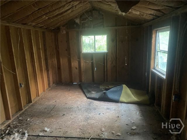 1505 W Creighton Place, Savannah, GA 31406