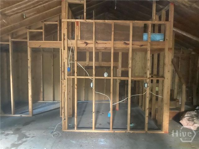 1505 W Creighton Place, Savannah, GA 31406