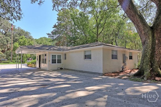 1505 W Creighton Place, Savannah, GA 31406