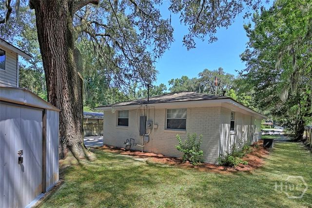 1505 W Creighton Place, Savannah, GA 31406