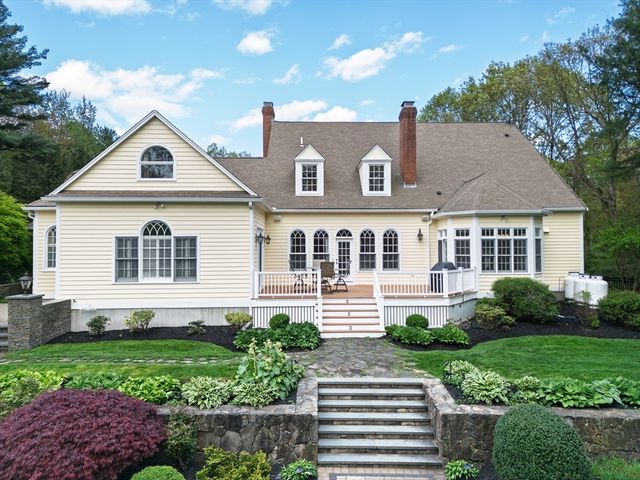 35 Follett Drive, Wrentham, MA 02093