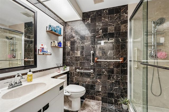5676 PIPERS WAITE 56, Sarasota, FL 34235