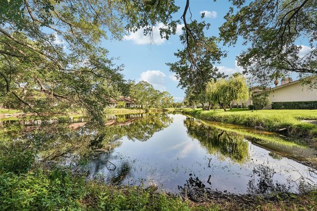 5676 PIPERS WAITE 56, Sarasota, FL 34235