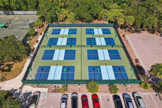 5676 PIPERS WAITE 56, Sarasota, FL 34235