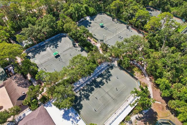 5676 PIPERS WAITE 56, Sarasota, FL 34235